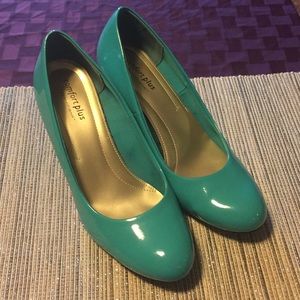 Teal Patent Round Toe 12 (US) Heels